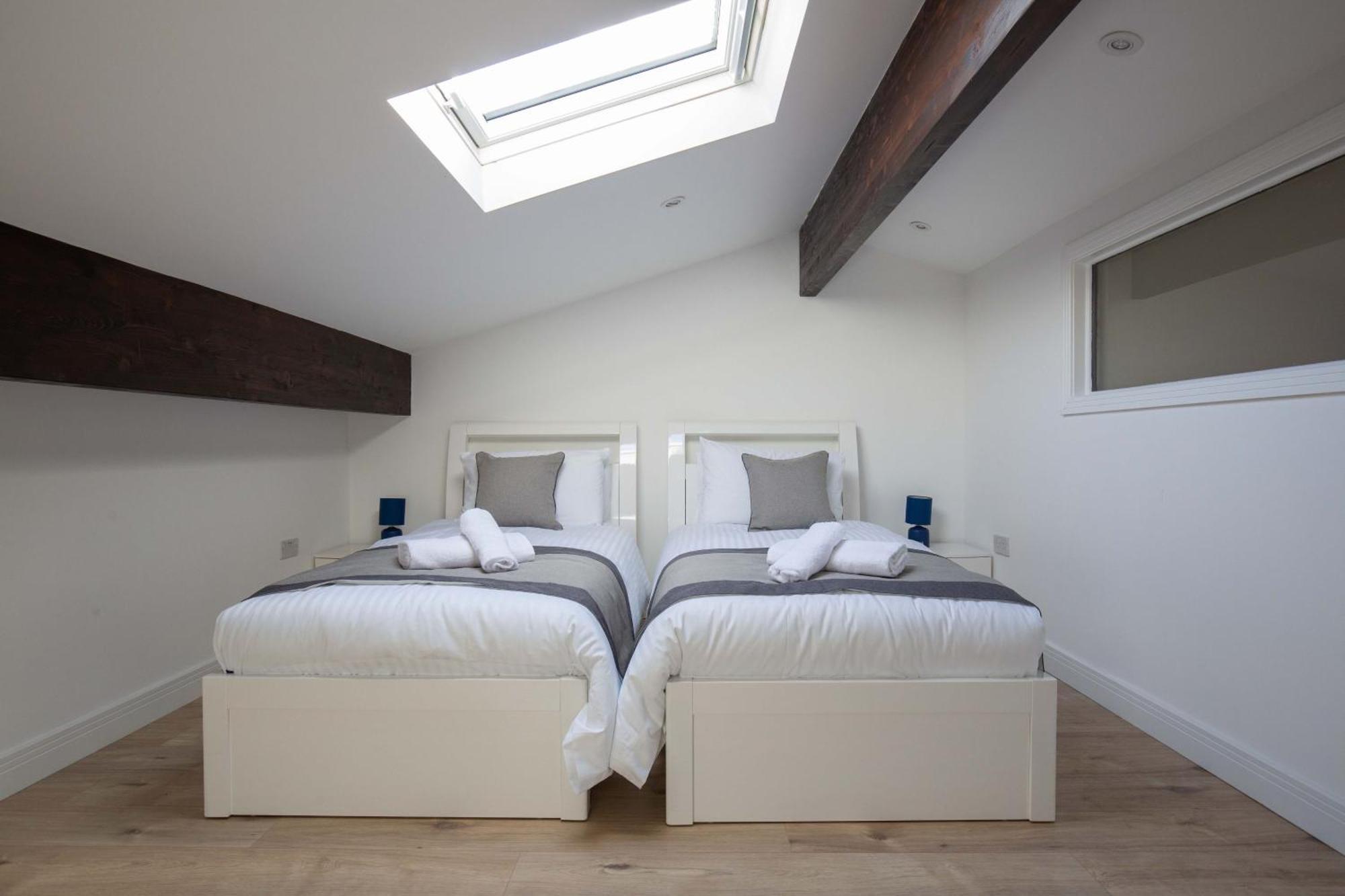 Aintree Cottage Cirencester Extérieur photo